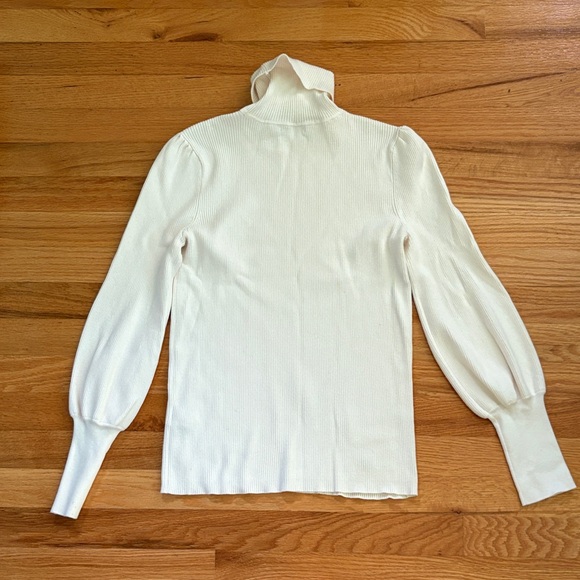 Ralph Lauren White Turtleneck Sweater - Picture 5 of 5